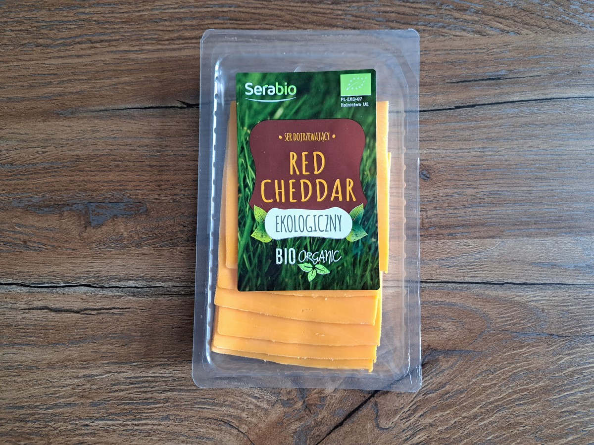 Bio Red cheddar 125 g plastry.jpg